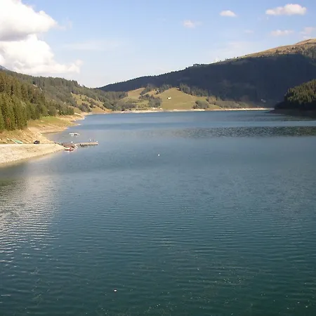 ベッド・アンド・ブレックファスト Gaestehaus Loithaler