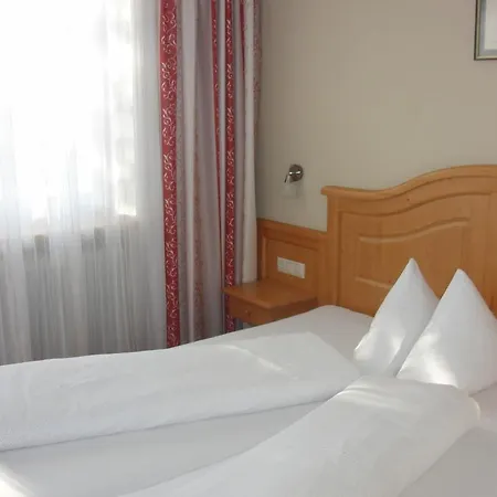 Gaestehaus Loithaler Bed and Breakfast Fügen