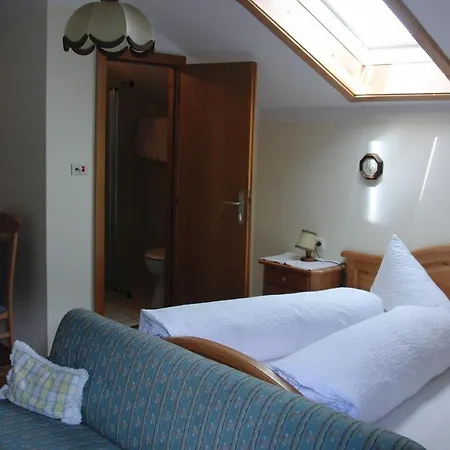 Bed & Breakfast Gaestehaus Loithaler Fügen