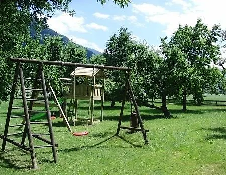 Gastehaus Loithaler Bed & Breakfast Fuegen