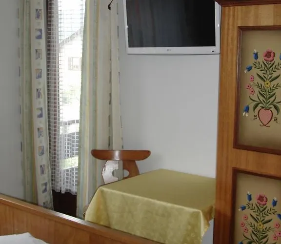 Gaestehaus Loithaler Bed & Breakfast *